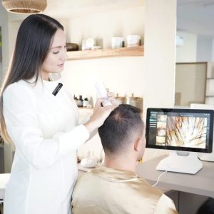 MASTER CLASS ONLINE TRICOLOGÍA DIRIGIDA AL TERAPEUTA CAPILAR
